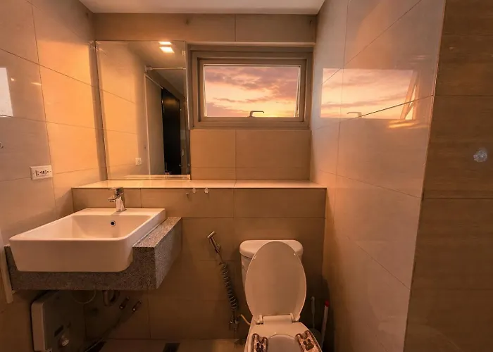 Apartahotel Modern Next To Okada Near Moa And Airport Manila